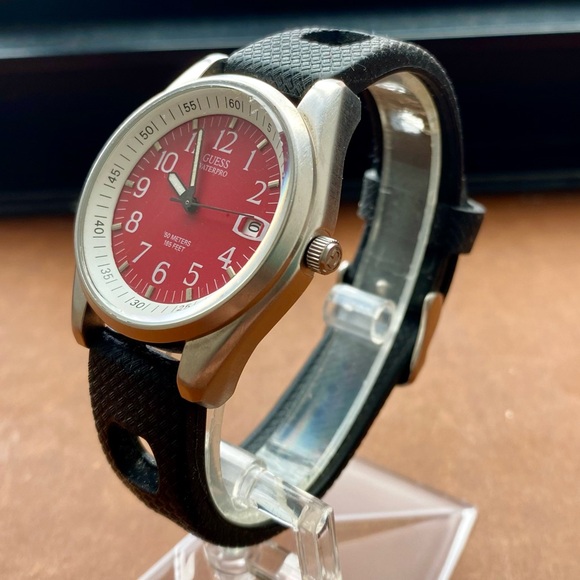 1990’s GUESS WATERPRO WATCH - Picture 4 of 6